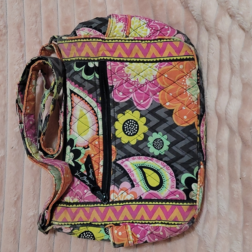 VERA BRADLEY BAG 🎒